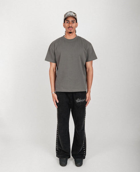 ANNIVERSARY ESSENTIAL TEE (CHARCOAL)