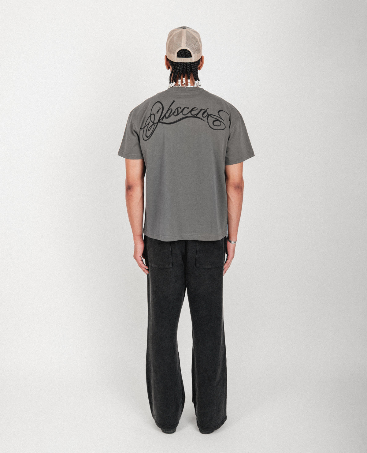 ANNIVERSARY ESSENTIAL TEE (CHARCOAL)